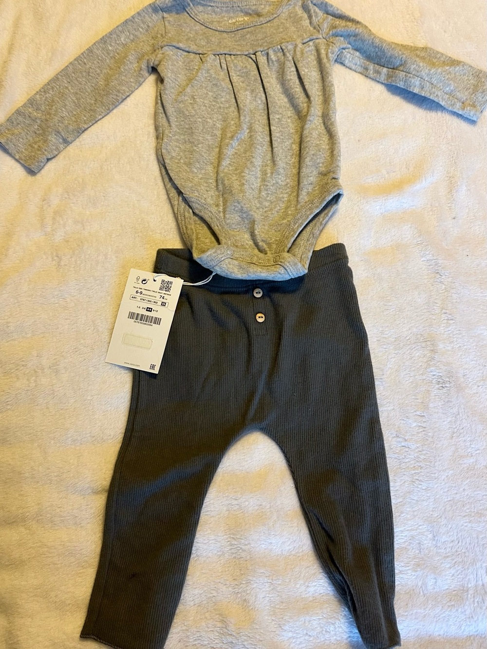 Zara Dark Gray Ribbed Baby Pants with a new Carters top